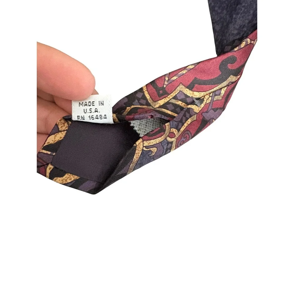 Vintage IZOD 100%‎ Silk Tie Floral Baroque Navy Purple Burgundy Gold USA